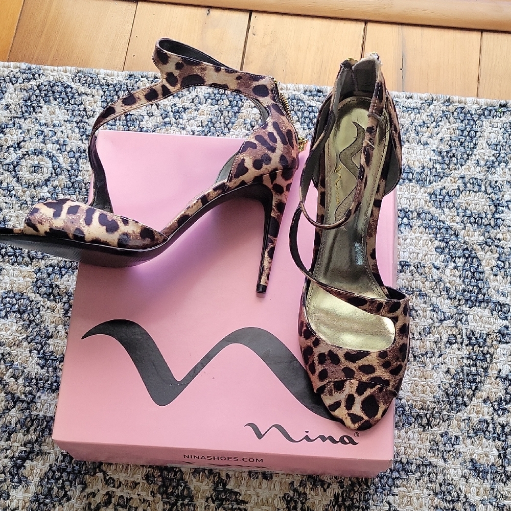 Nina Leopard Print Strappy Heels SIZE 10